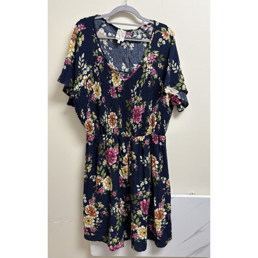 Naïf Women’s Floral Mini Dress Navy Size 2X Smocked Stretch Bodice Flowy
